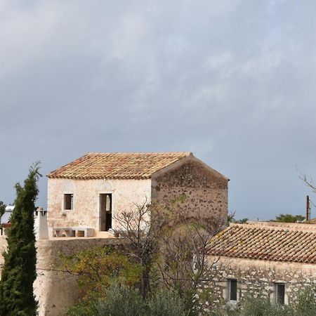 Elia Luxury Rooms Areopoli Exterior foto