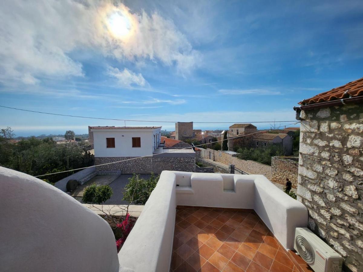 Elia Luxury Rooms Areopoli Exterior foto